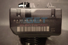A 207 905 71 01 EIS Mercedes Key Switch