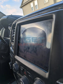 Jeep / Dodge 8.4" Uconnect Infotainment Display – Replacement Service