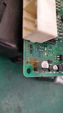 Toyota Hiace ECU Repair Service (2004–2011 Models)