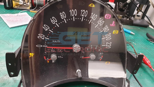 VW Beetle Instrument Cluster Repair – Gauge Motor & Cold Start Faults