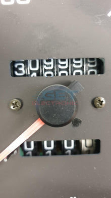 ⚠️ Instrument Cluster Odometer Repair – Vandalism or Tampering Damage