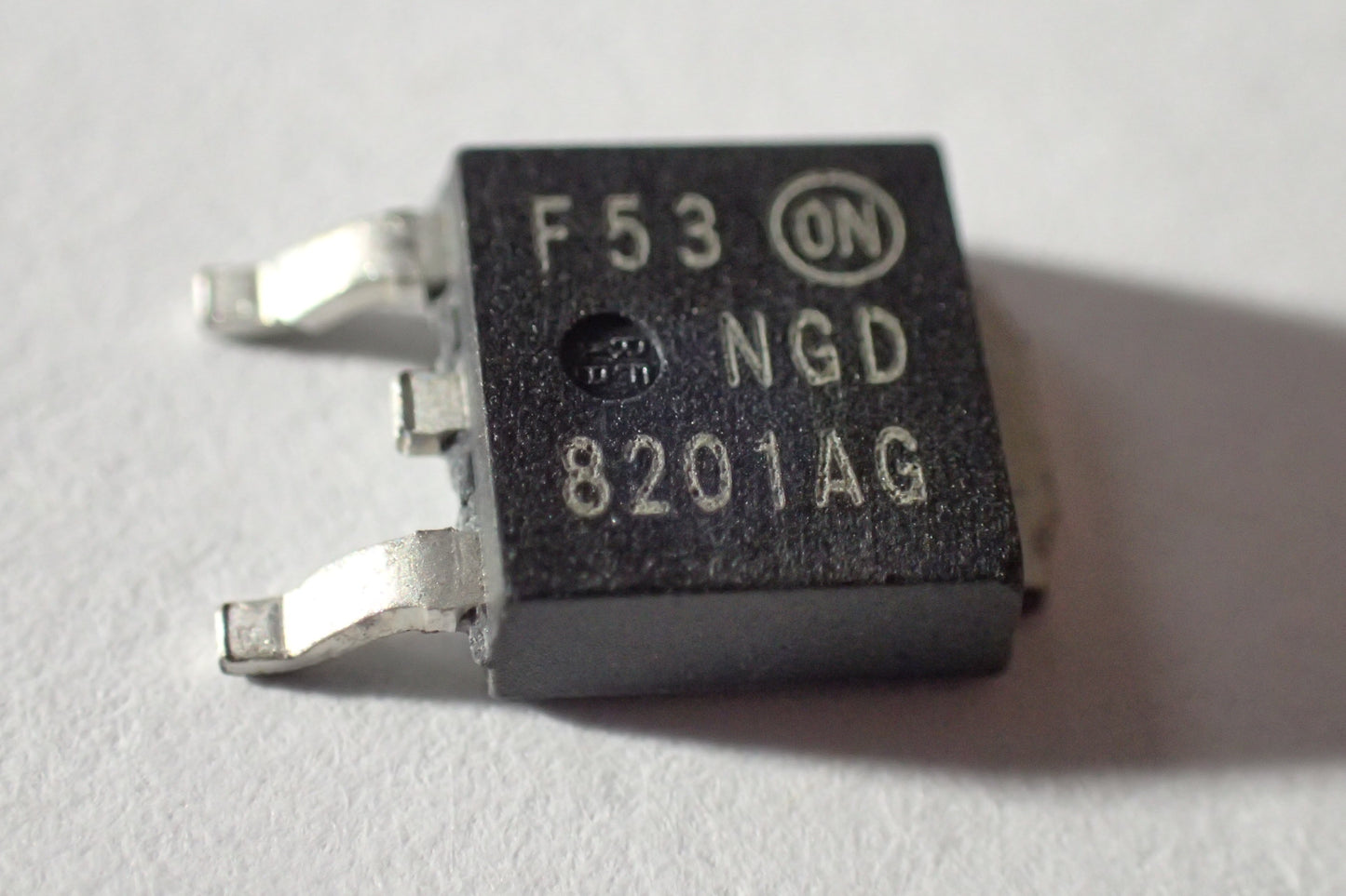 8201AG, NGD8201AG, N Channel IGBT,  20A 400V, DPAK, TO-252