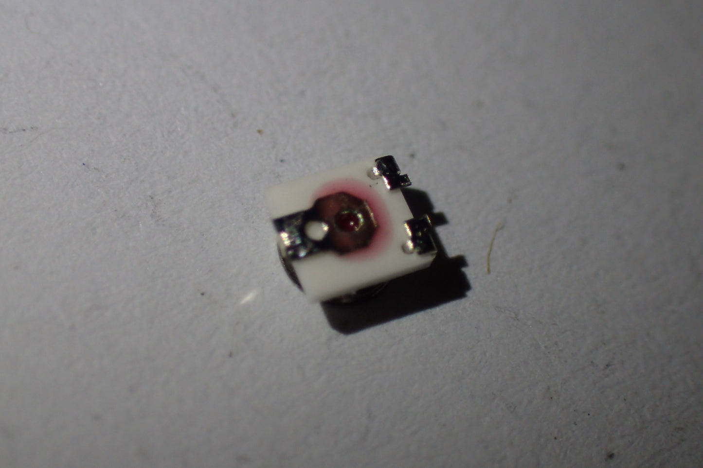 SMD trim potentiometer 3x3mm