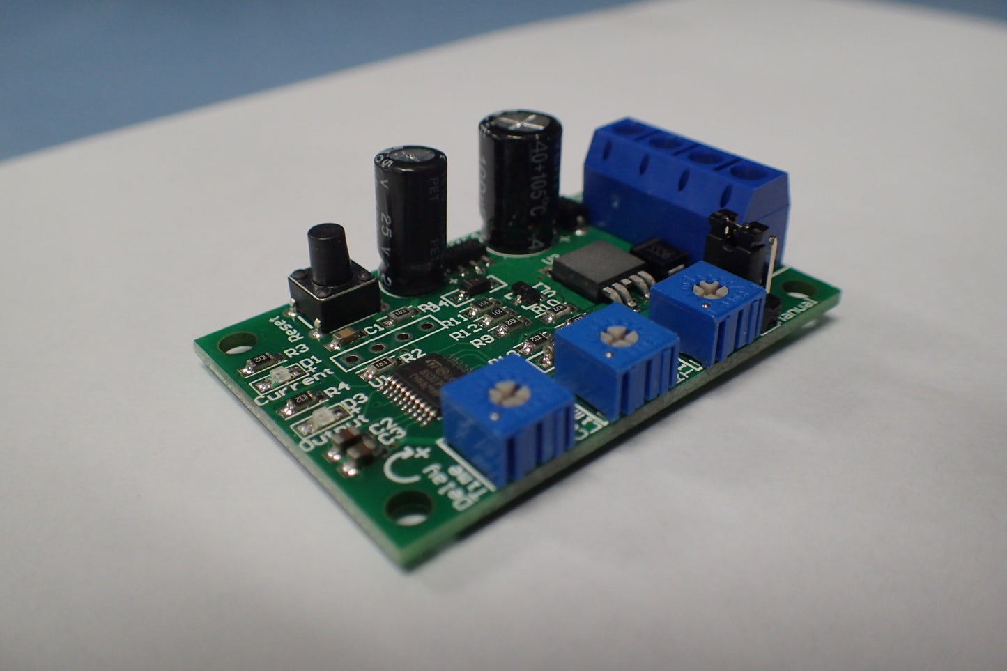 6-28V 0.2-10A DC motor overload over current protector GZ093 module.